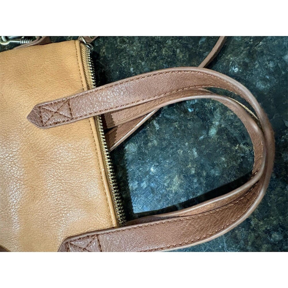 Antik Kraft Bree Crossbody Bag Womens Small Tan Brown Zip Top Adjustable - Picture 8 of 10
